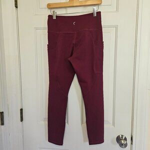 Zyia Active Womens Triple Pocket Light n Tight Hi-Rise Ankle Leggings, Plum, 4-6